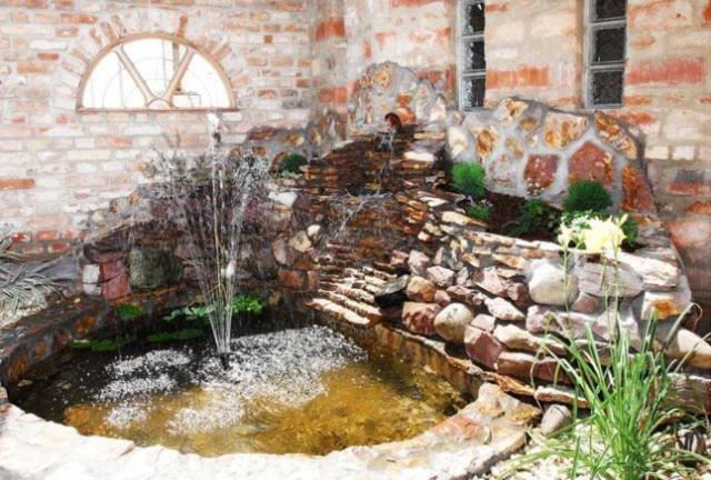 Malomudvar Etterem Cukraszda Panzio Es Rendezvenyhaz Gyongyos Exterior photo